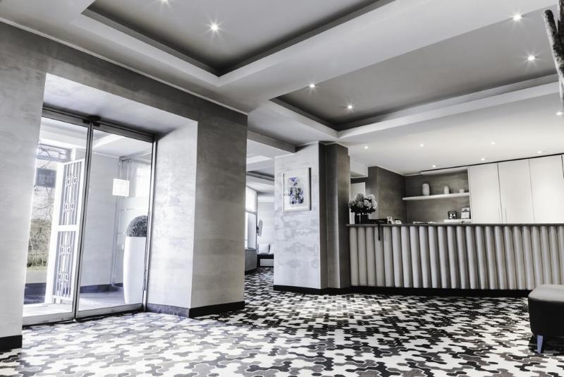 Phi Hotel Principe Cuneo Bagian luar foto