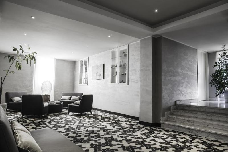 Phi Hotel Principe Cuneo Bagian luar foto